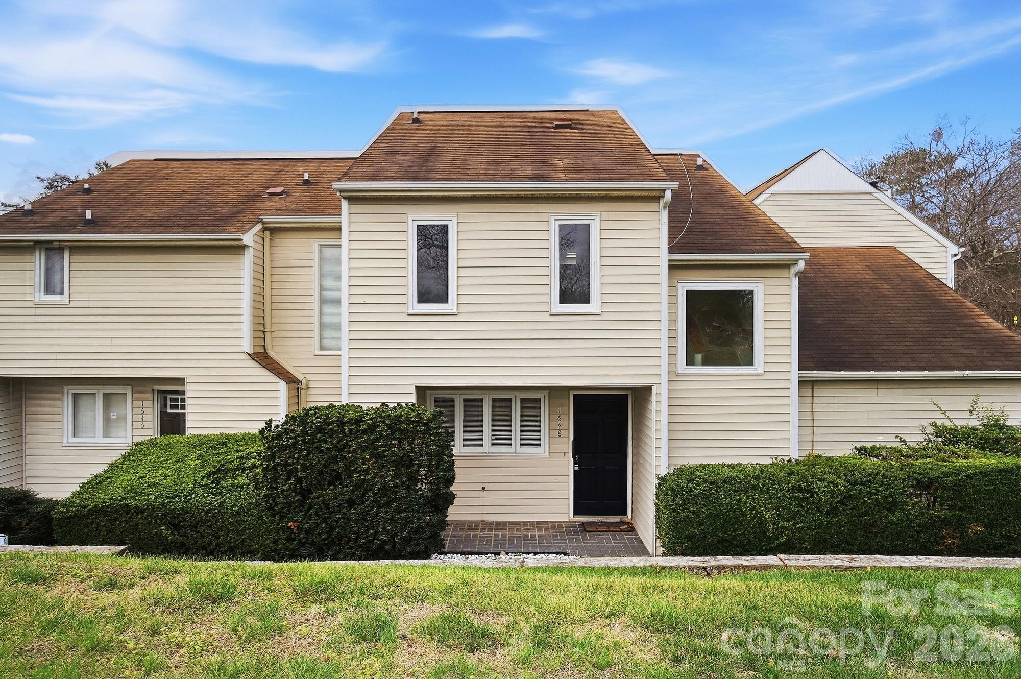 Charlotte NC, 1648 Hollow Drive