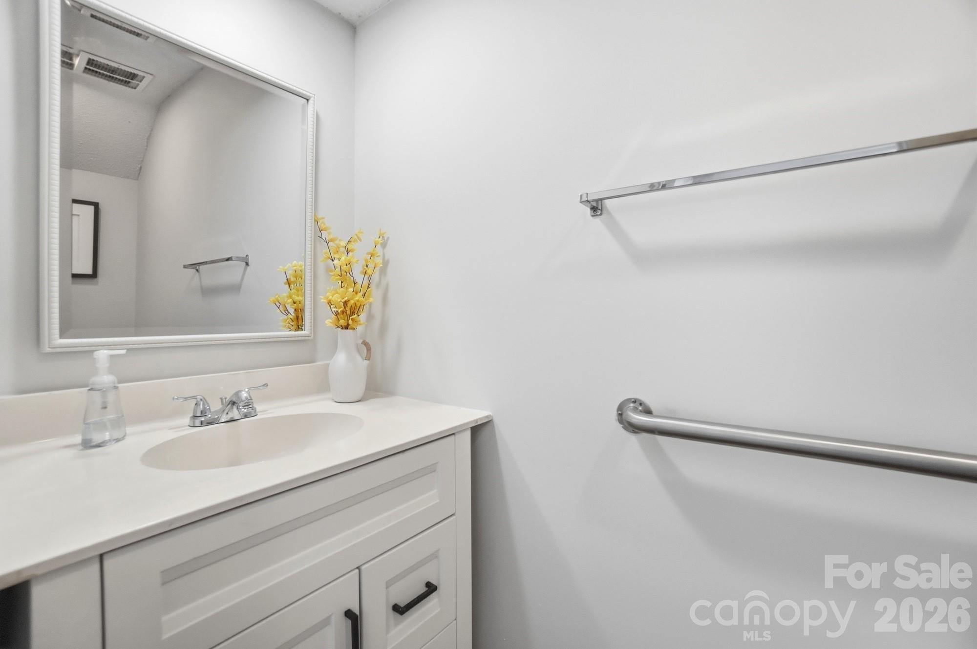 1648 Hollow Drive Charlotte NC 29212