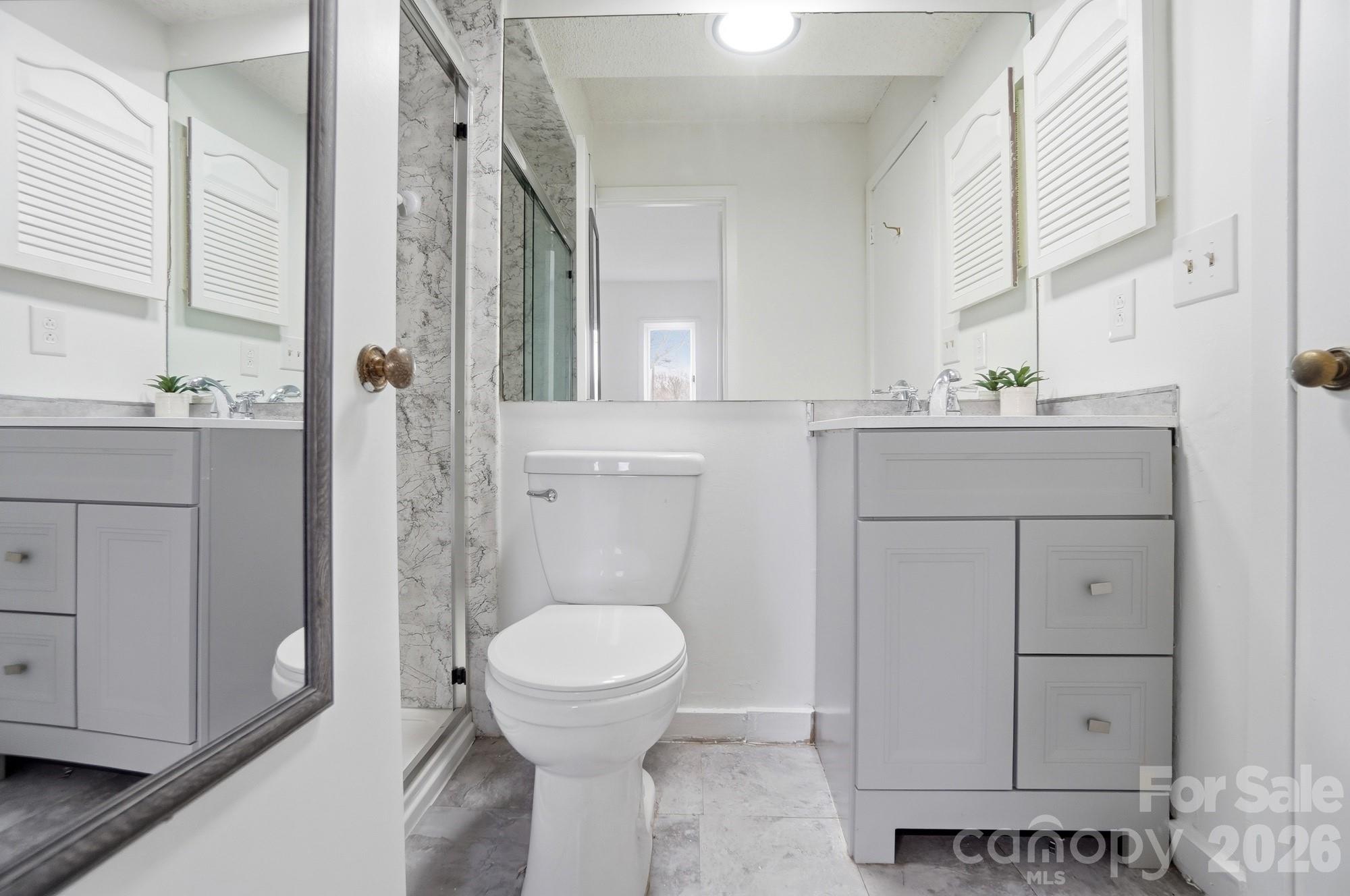 1648 Hollow Drive Charlotte NC 29212