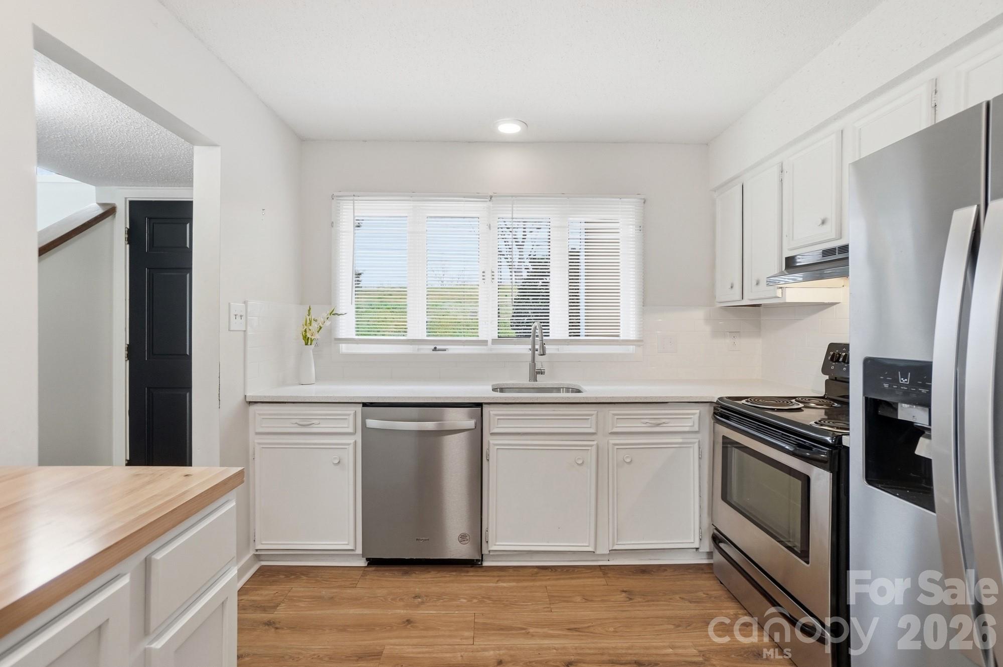 1648 Hollow Drive Charlotte NC 29212