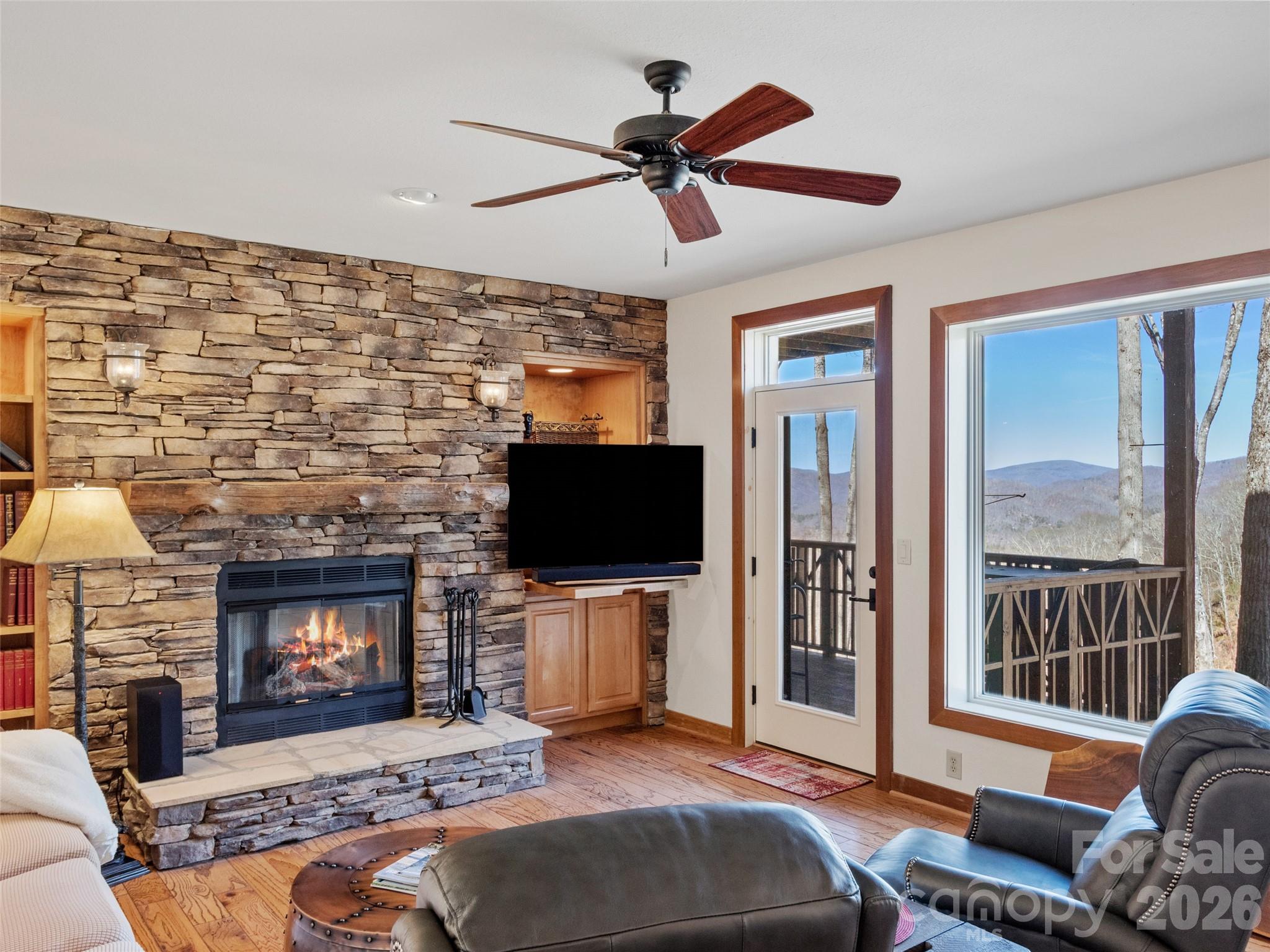 61 Creekside Way Burnsville NC 28714