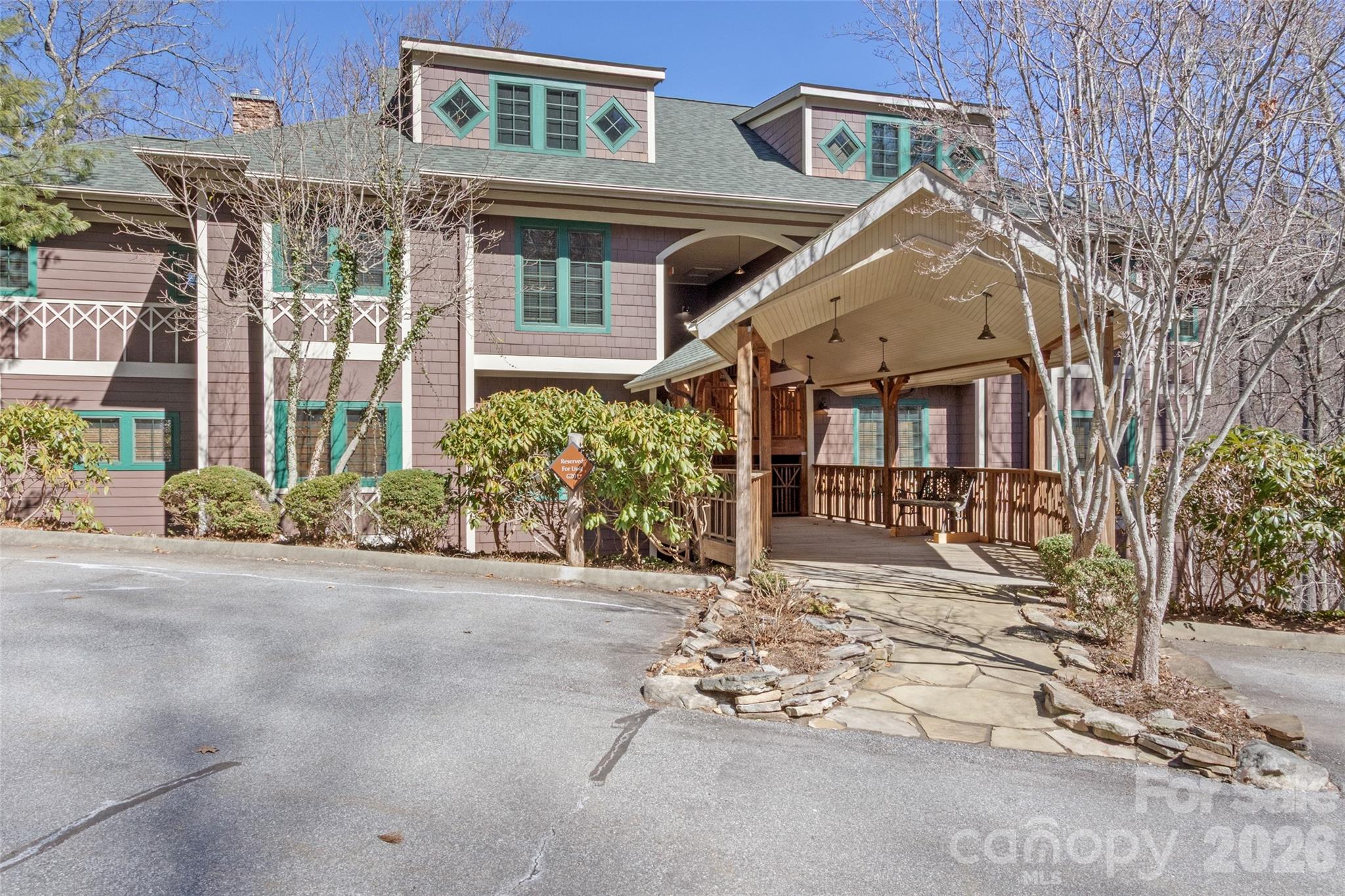 61 Creekside Way Burnsville NC 28714