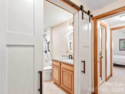 61 Creekside Way Burnsville NC 28714