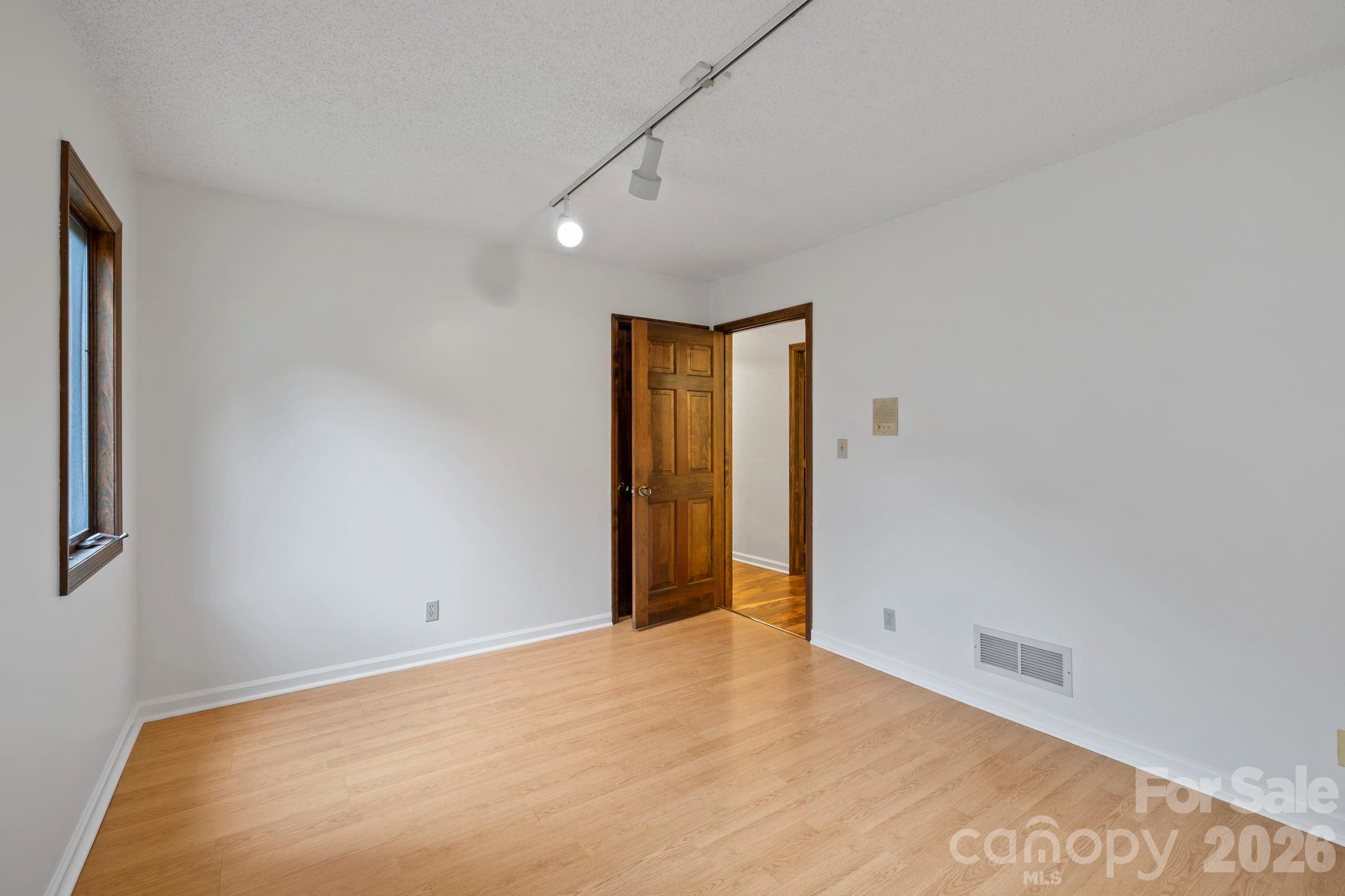 204 Woodfield Drive Asheville NC 28803