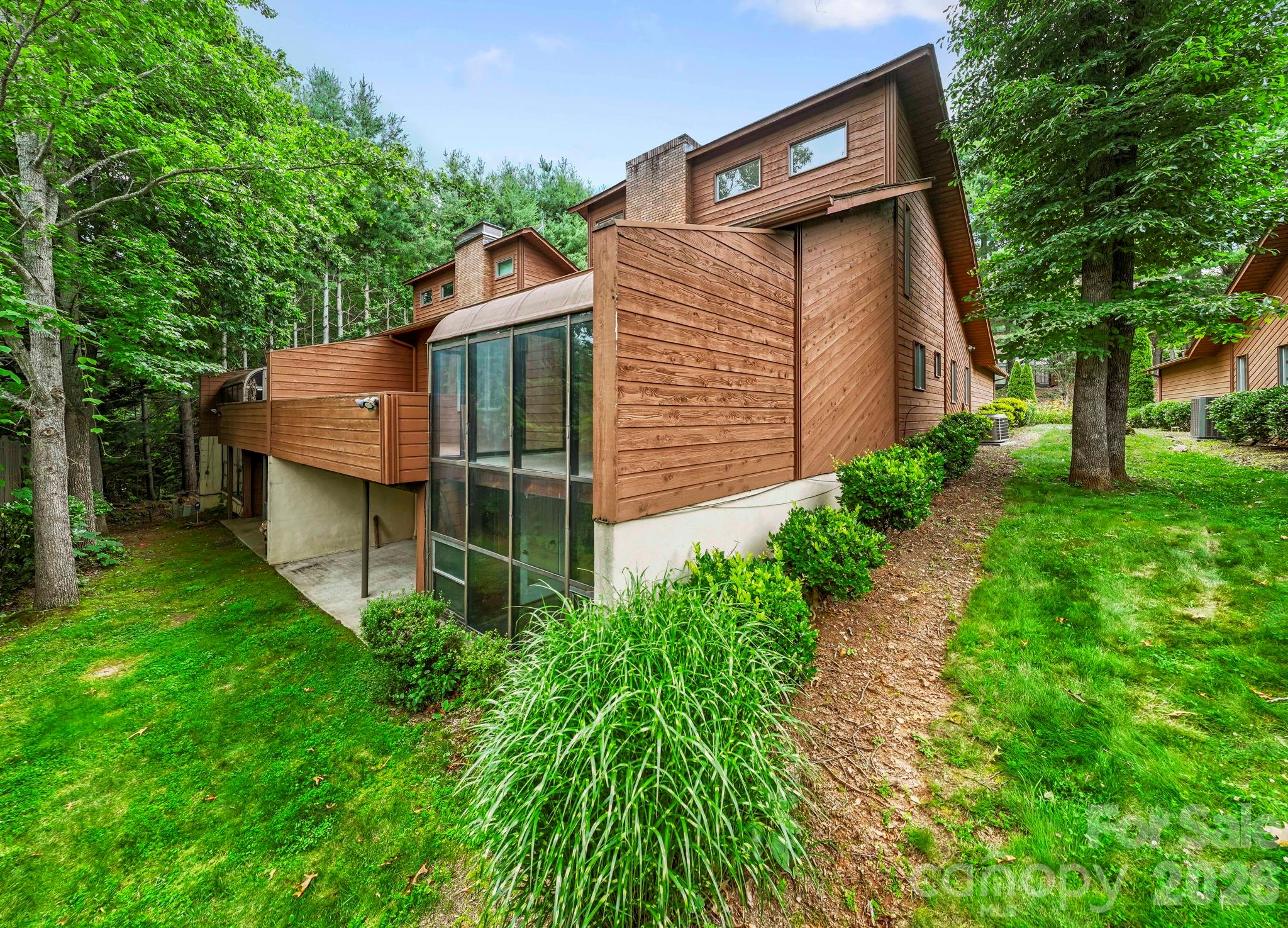 204 Woodfield Drive Asheville NC 28803