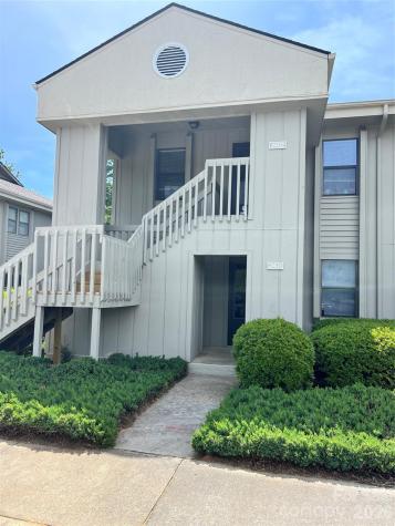 2401 Abbey Circle Asheville NC 28805