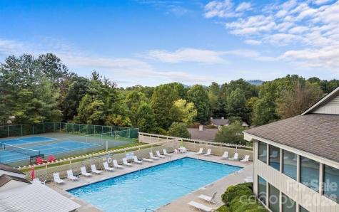 2401 Abbey Circle Asheville NC 28805