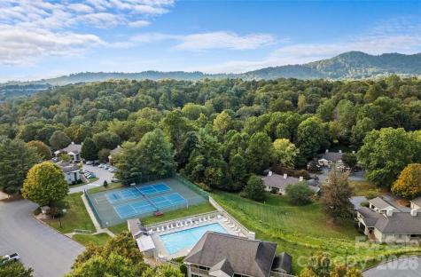2401 Abbey Circle Asheville NC 28805