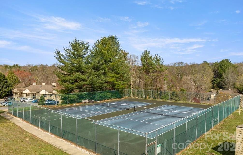 2401 Abbey Circle Asheville NC 28805
