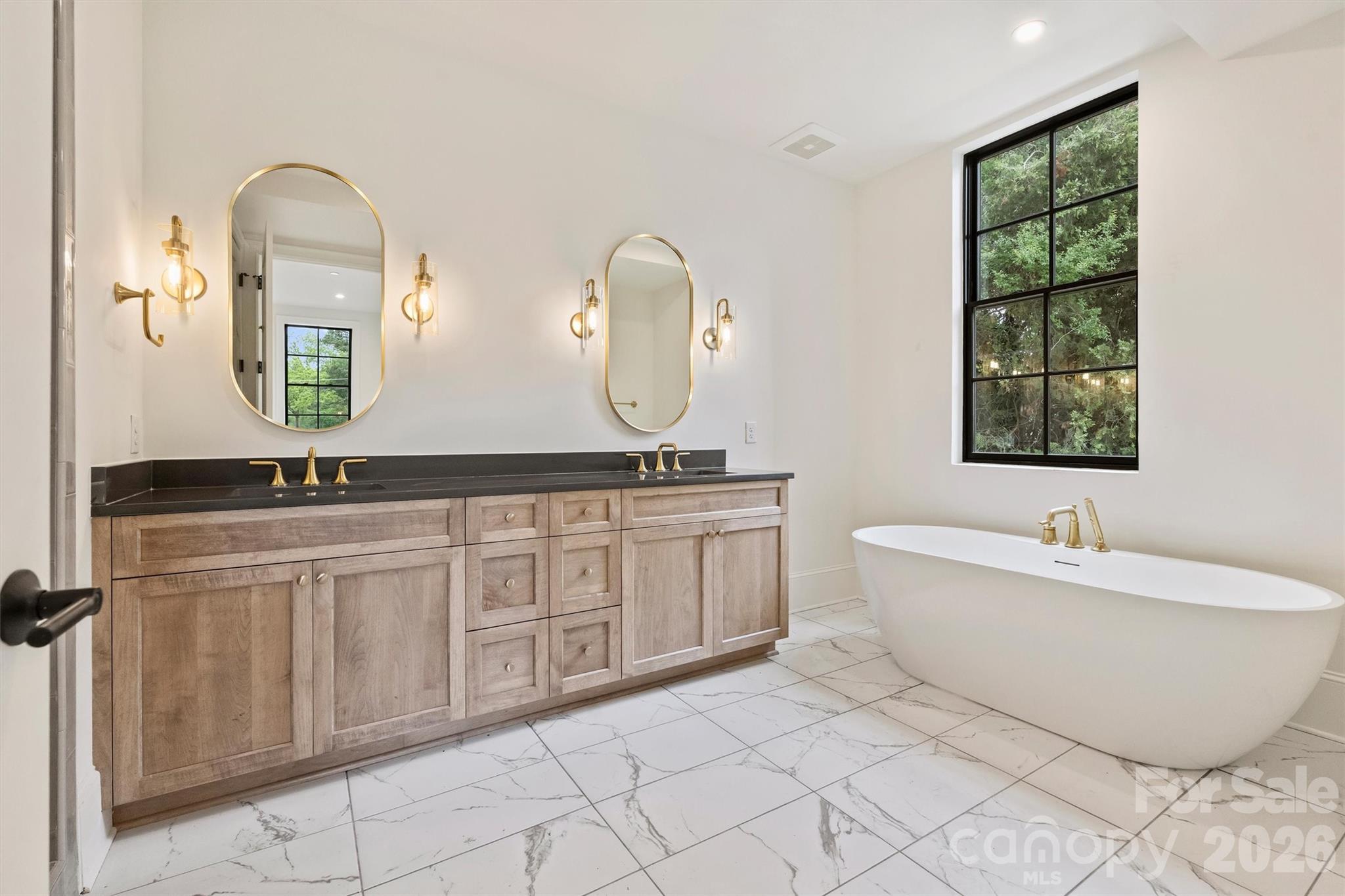 409 Queens Road Charlotte NC 28207