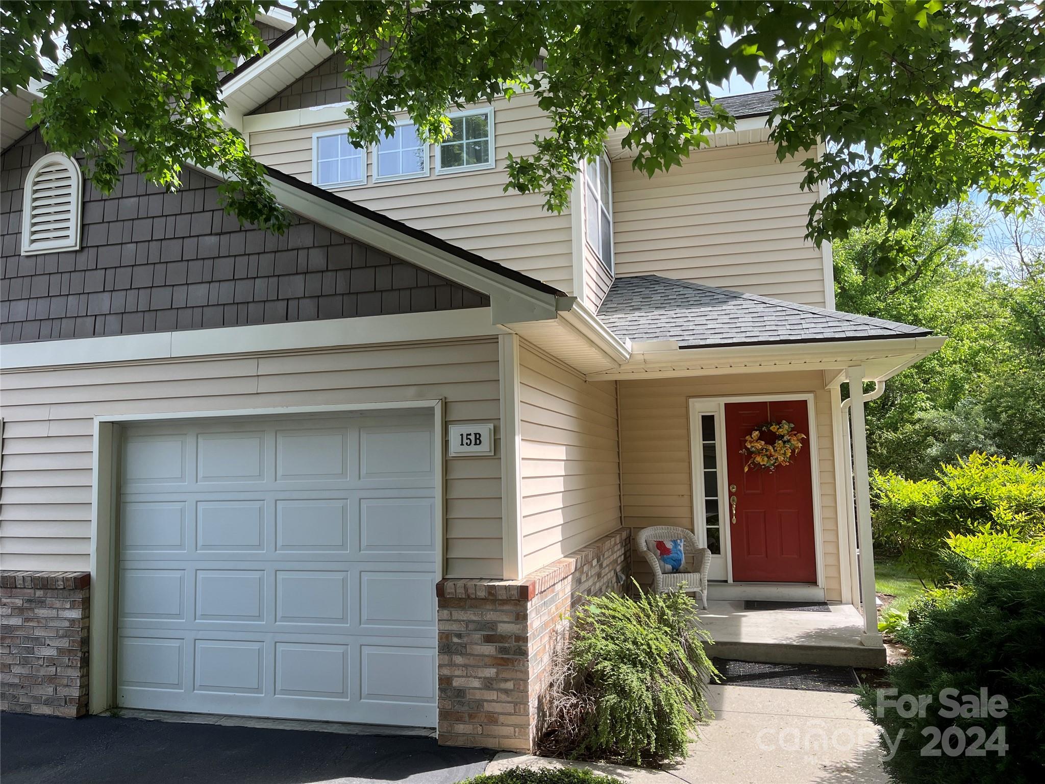 15 Jacobs Way Drive Hendersonville NC 28792