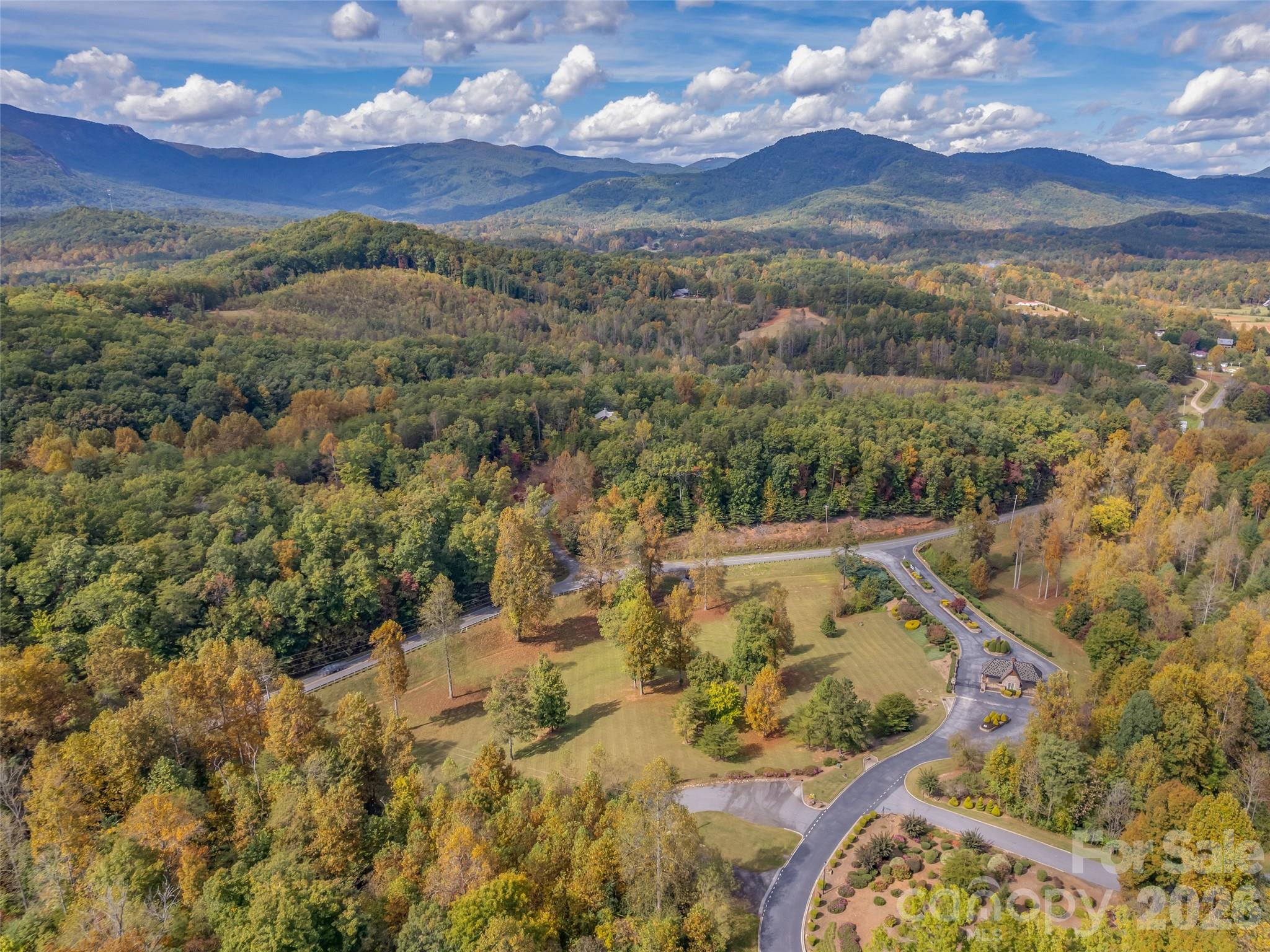 146 Red Hawk Knoll Lake Lure NC 28746