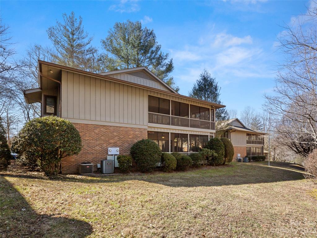 14 Cove Overlook Drive Hendersonville NC 28739