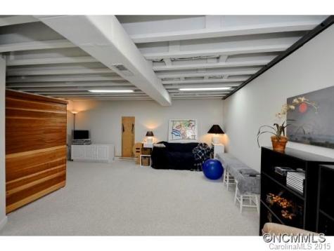 1902 Timber Trail Asheville NC 28804