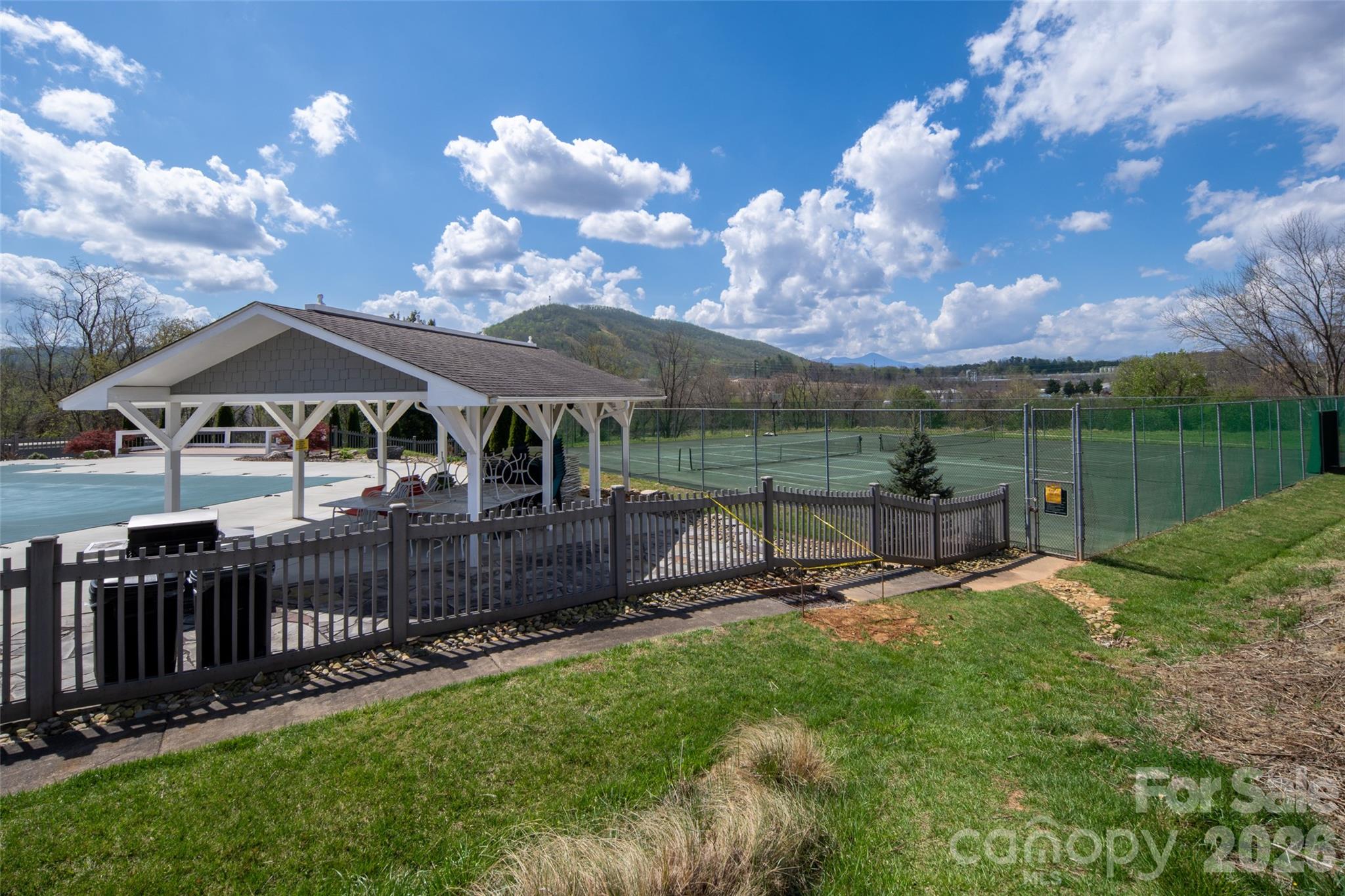 803 Woodlea Court Asheville NC 28806