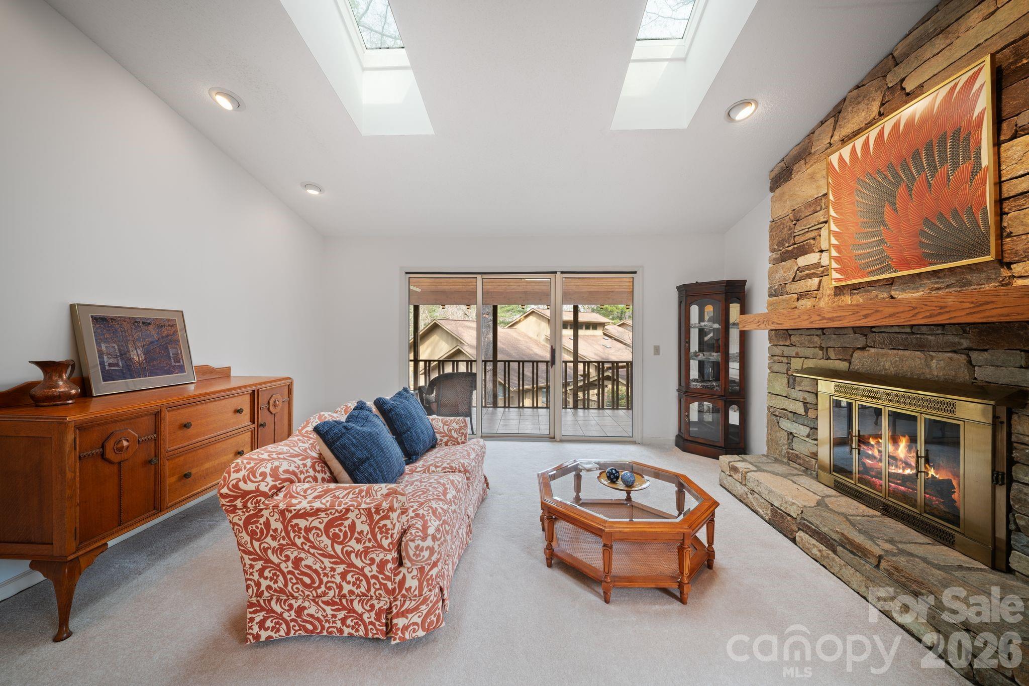 301 N Scarlet Oak Lane Hendersonville NC 28791