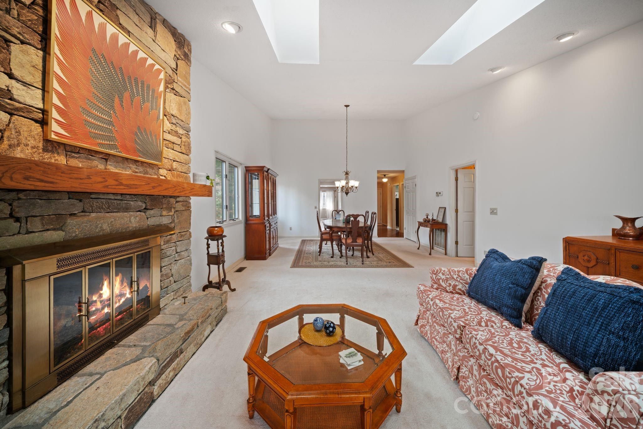 301 N Scarlet Oak Lane Hendersonville NC 28791