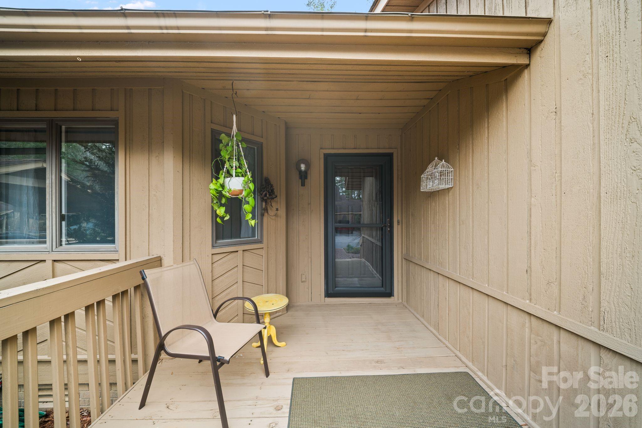 301 N Scarlet Oak Lane Hendersonville NC 28791