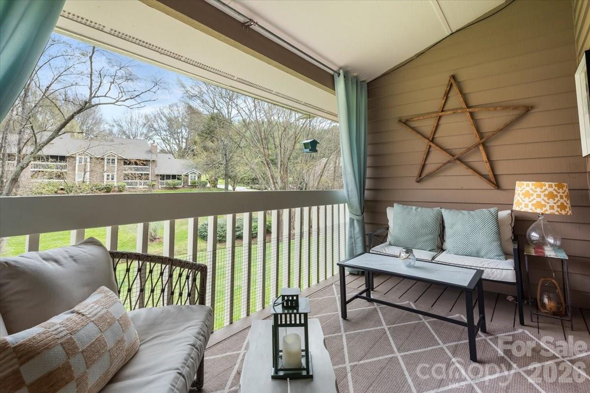 6 Willow Tree Run Asheville NC 28803