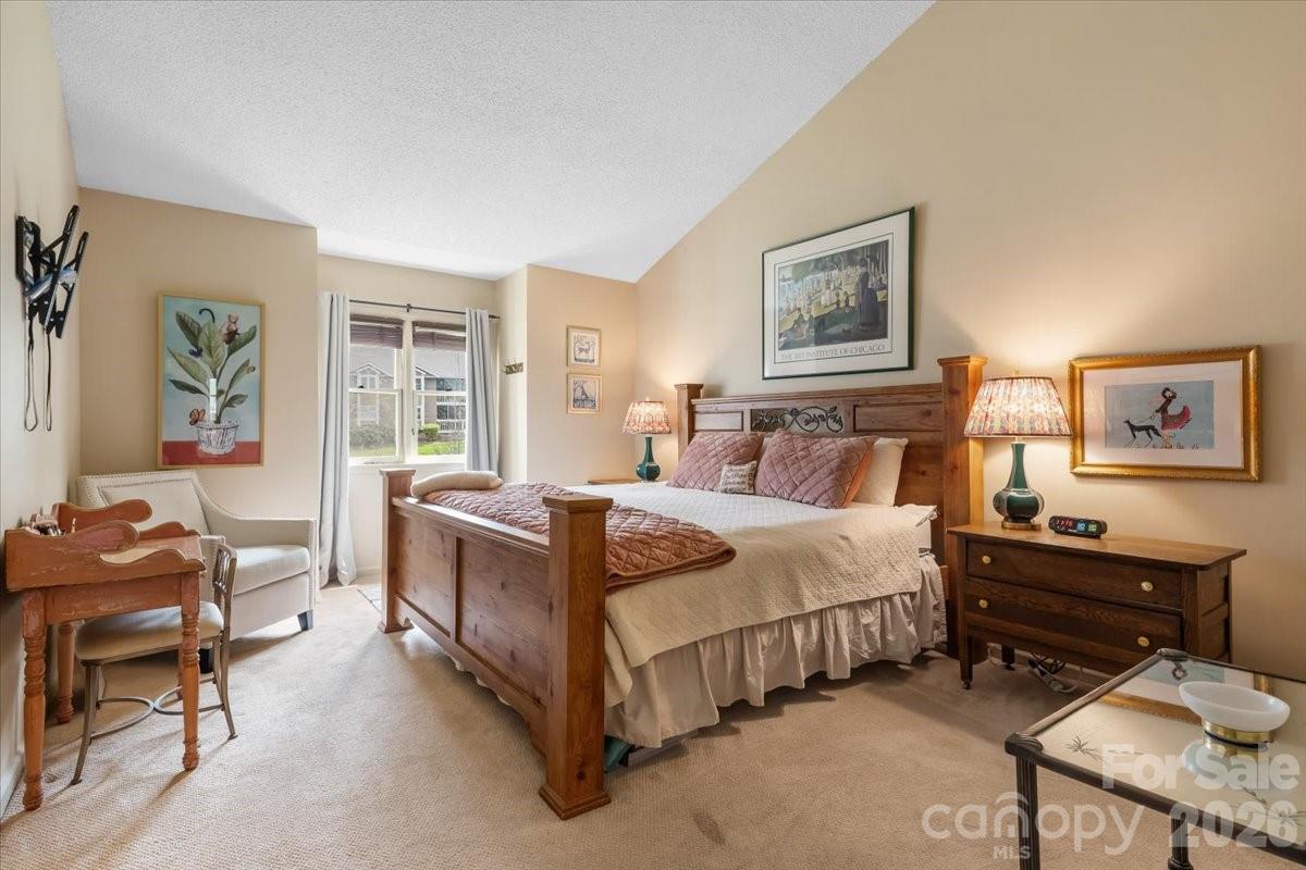 6 Willow Tree Run Asheville NC 28803