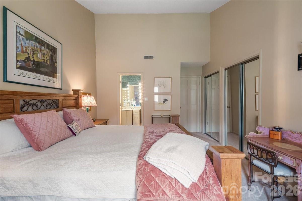 6 Willow Tree Run Asheville NC 28803