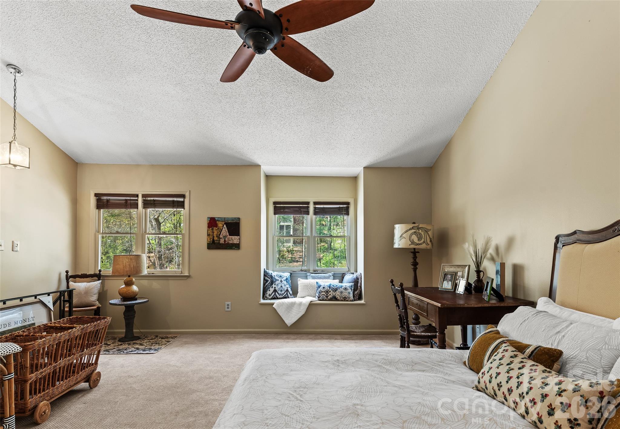 6 Willow Tree Run Asheville NC 28803