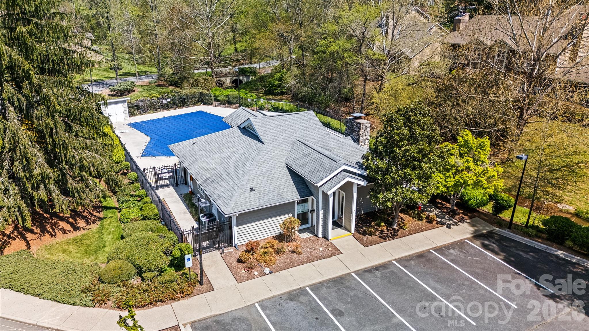 6 Willow Tree Run Asheville NC 28803