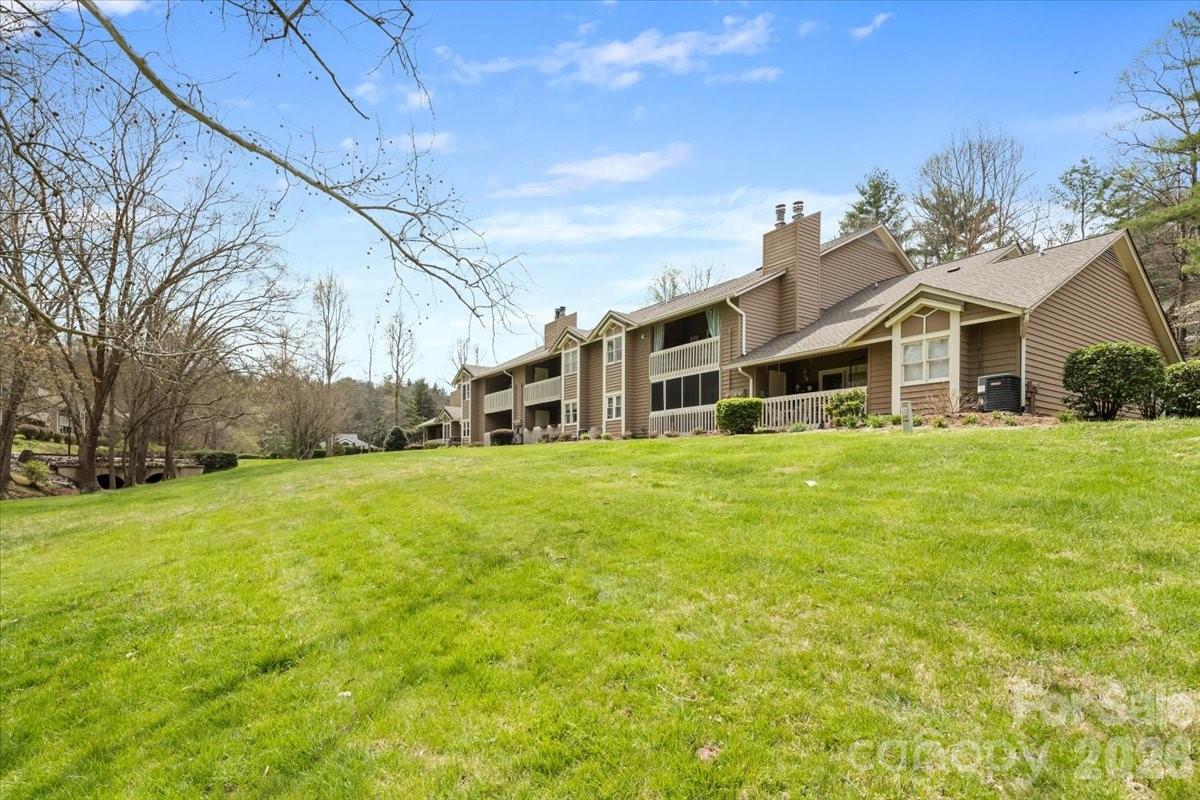 6 Willow Tree Run Asheville NC 28803