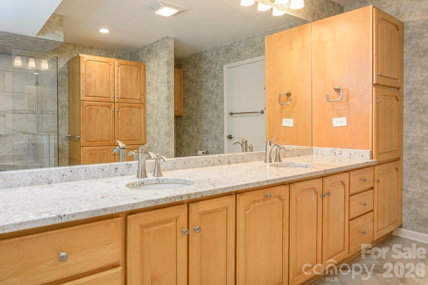 133 Forest View Drive Flat Rock NC 28731