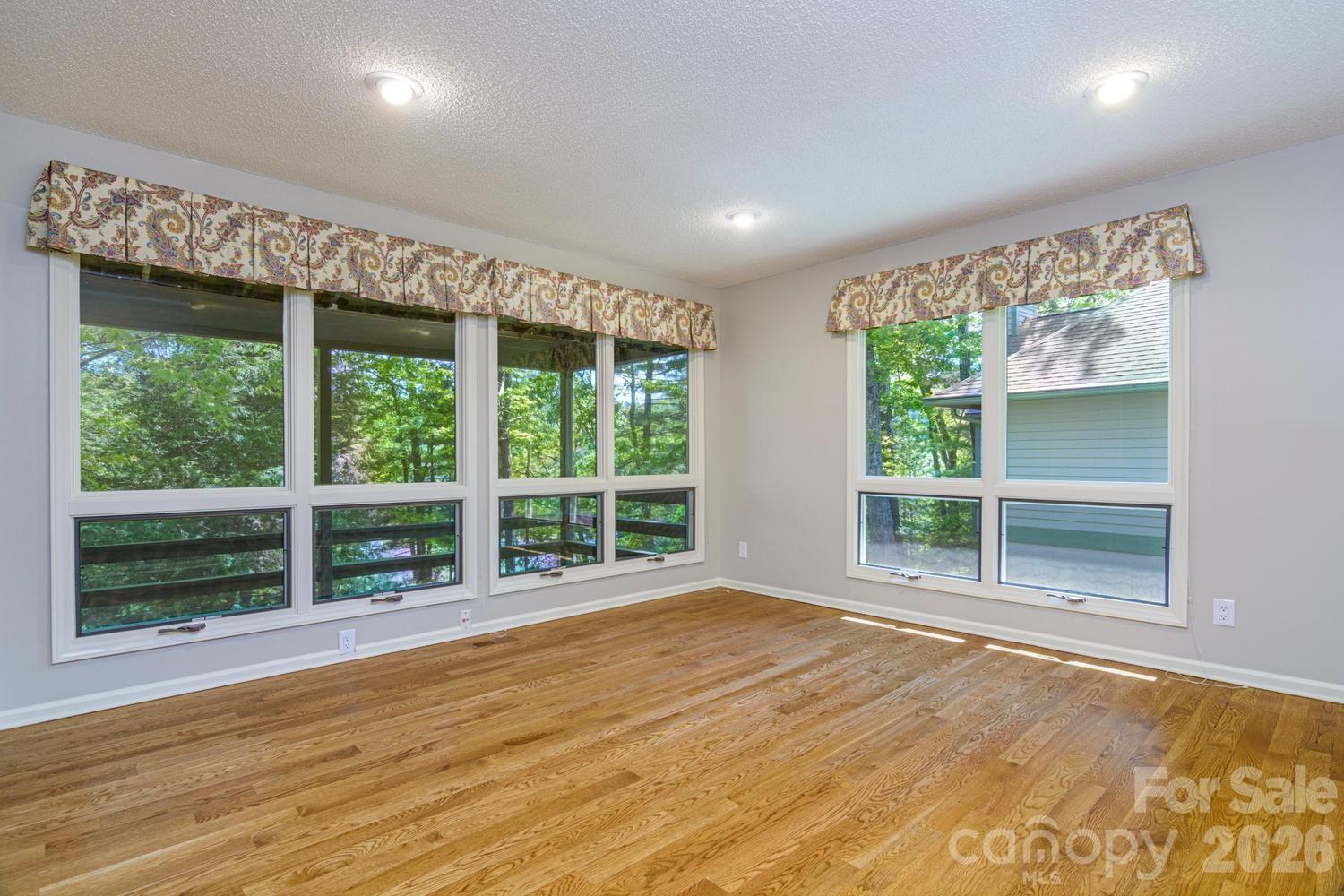 133 Forest View Drive Flat Rock NC 28731