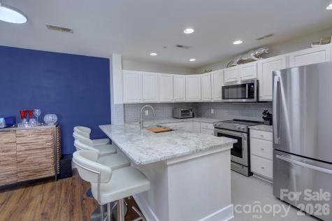 718 W Trade Street Charlotte NC 28202