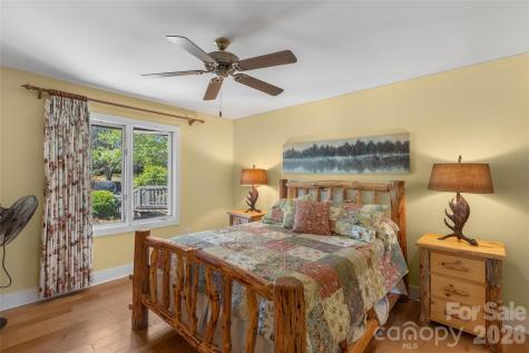 111 River Park Villas Drive Sapphire NC 28774