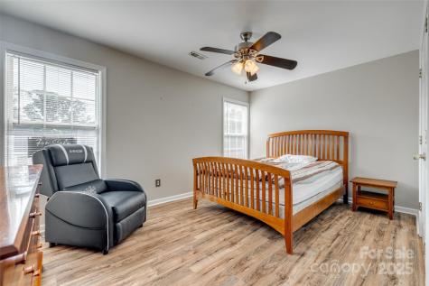 3849 Carl Parmer Drive Harrisburg NC 28075