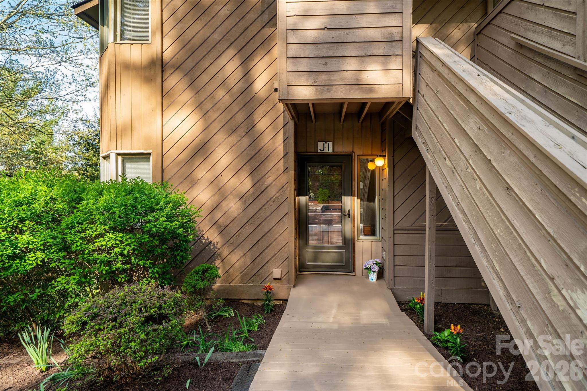 305 Piney Mountain Drive Asheville NC 28805