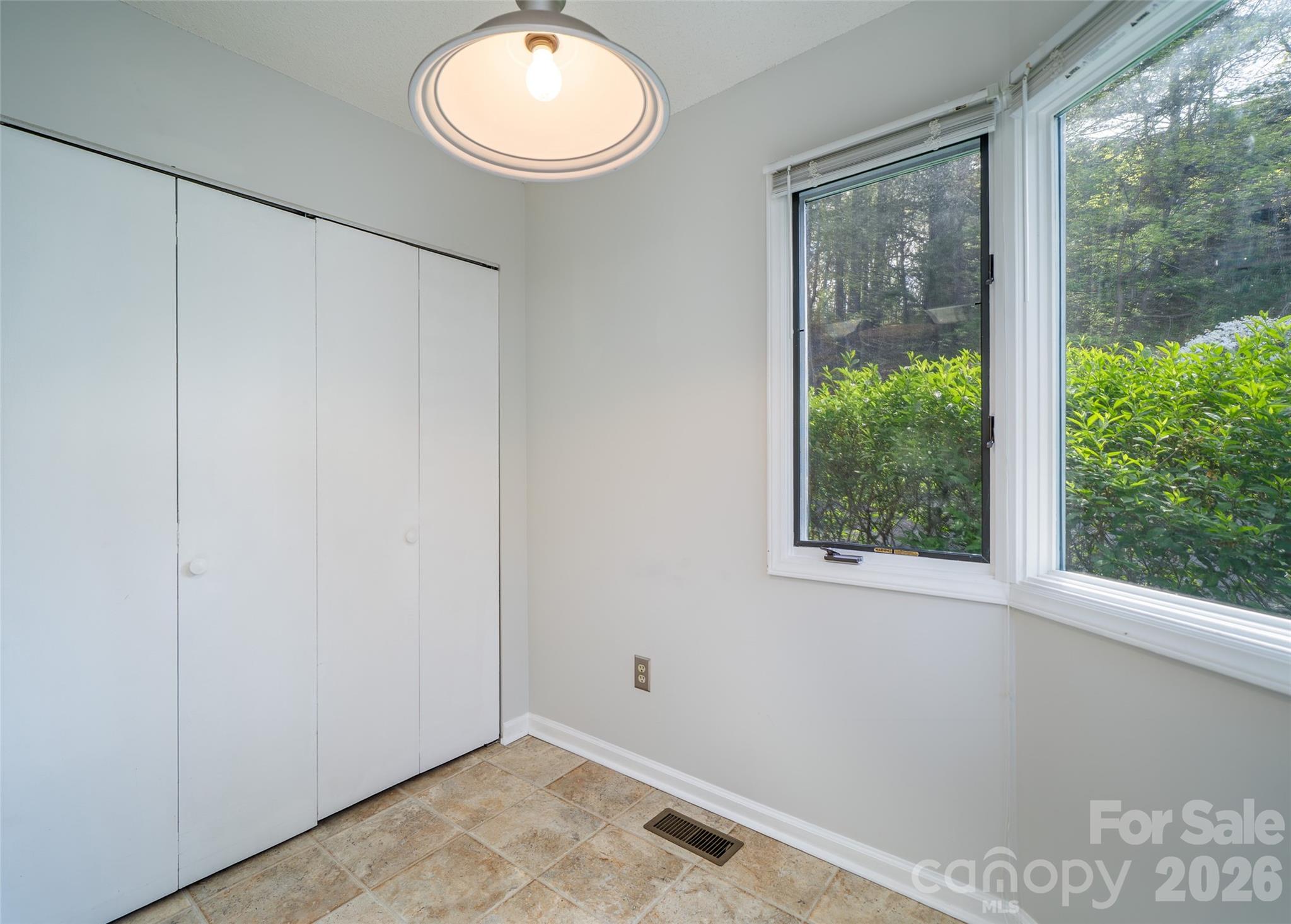 305 Piney Mountain Drive Asheville NC 28805