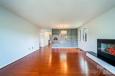 305 Piney Mountain Drive Asheville NC 28805