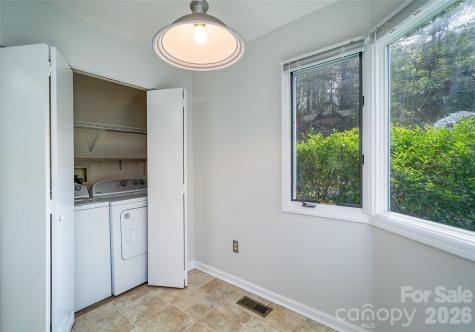 305 Piney Mountain Drive Asheville NC 28805
