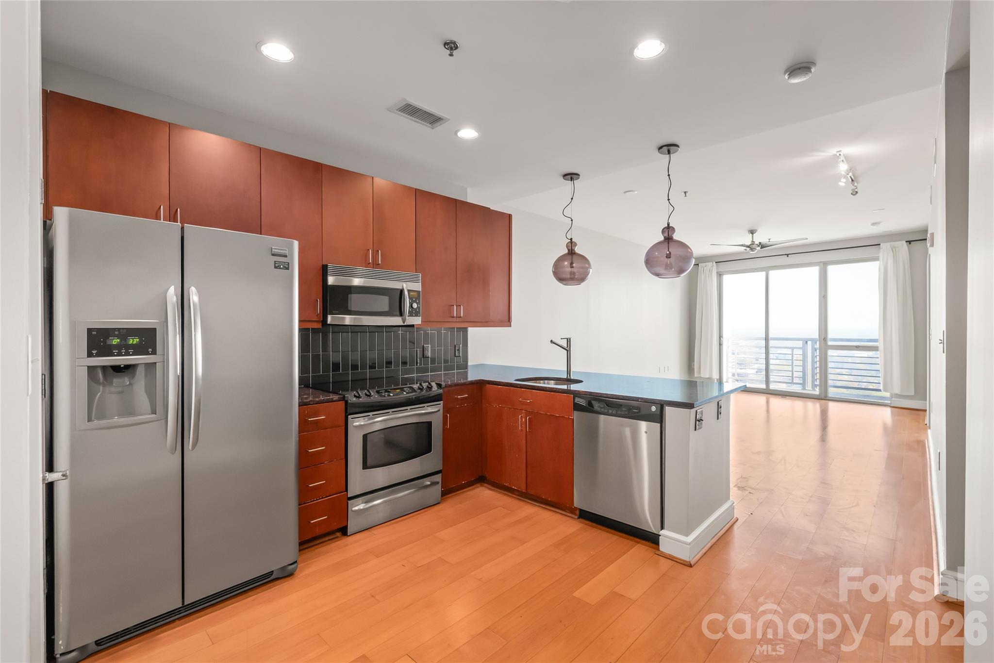 333 W Trade Street Charlotte NC 28202