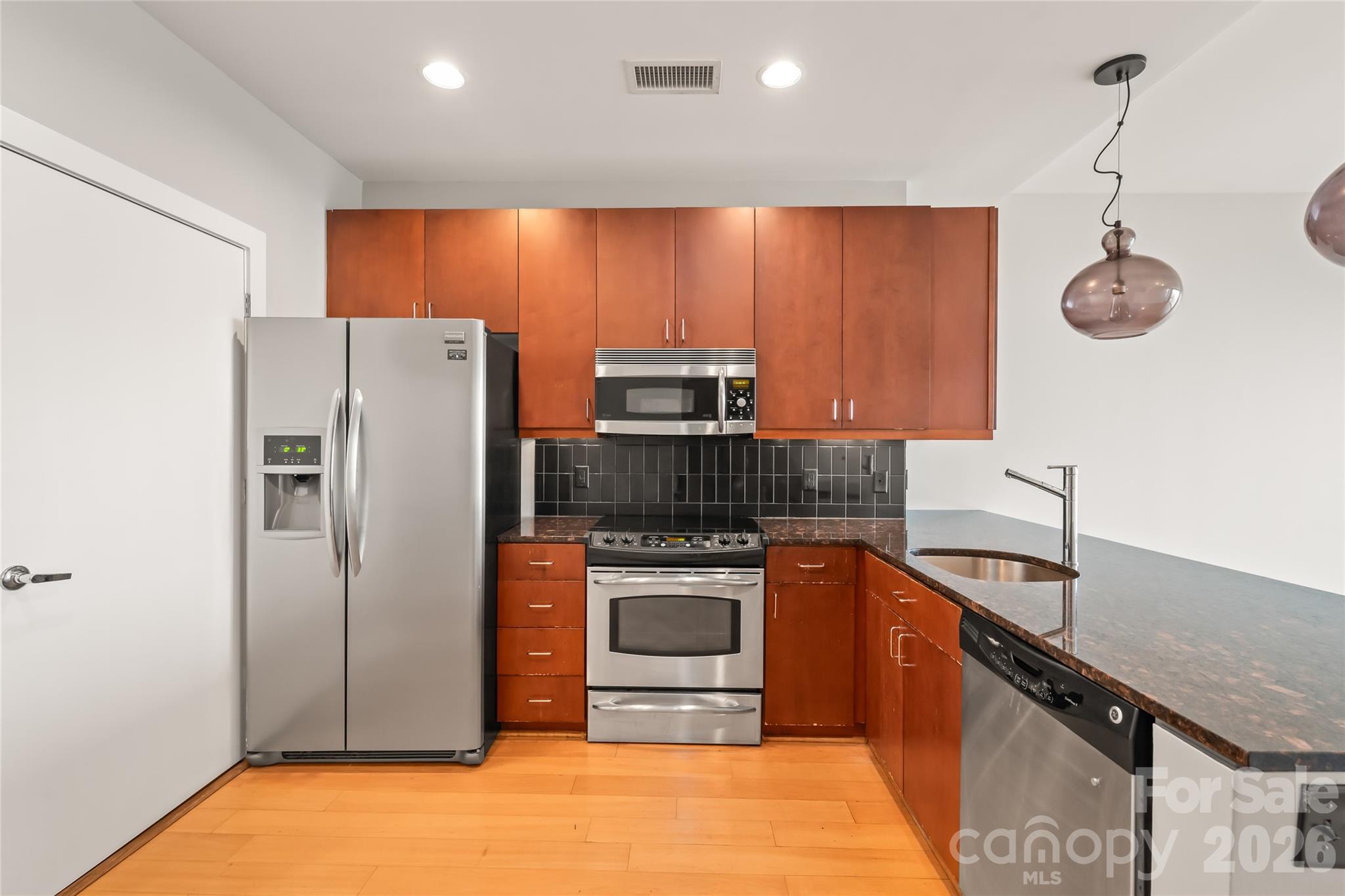 333 W Trade Street Charlotte NC 28202