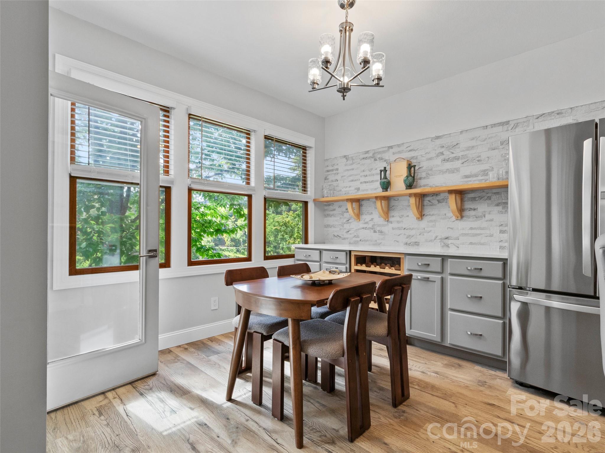 220 Stoney Falls Loop Burnsville NC 28714