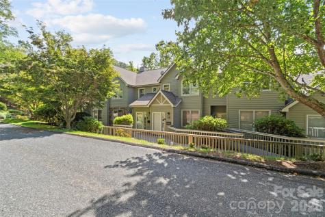 220 Stoney Falls Loop Burnsville NC 28714