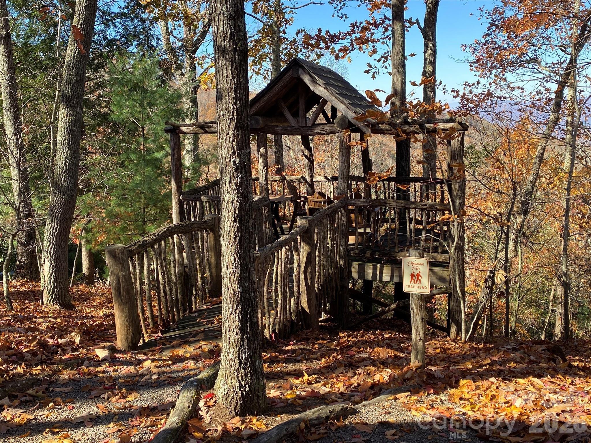 220 Stoney Falls Loop Burnsville NC 28714