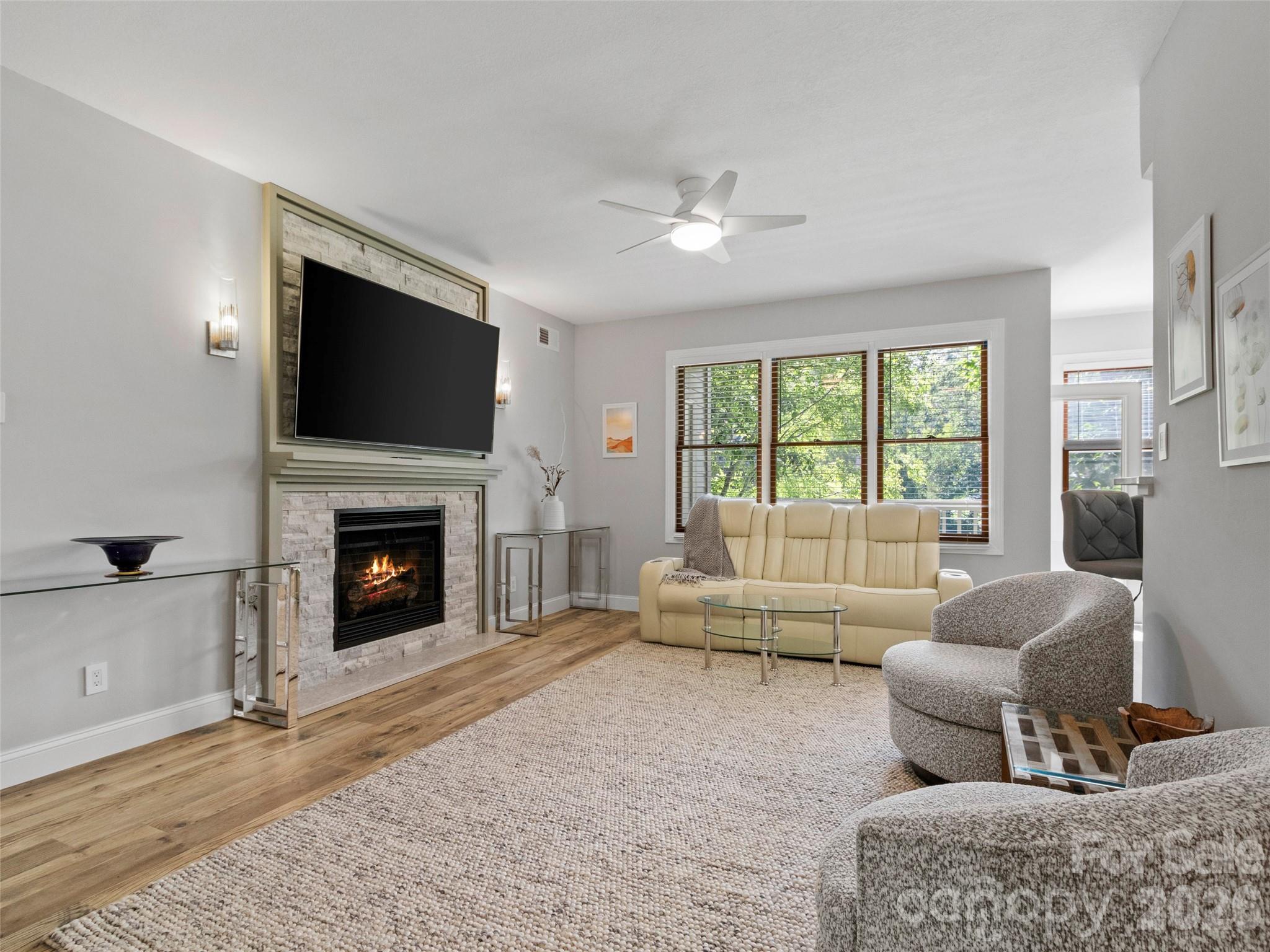 220 Stoney Falls Loop Burnsville NC 28714