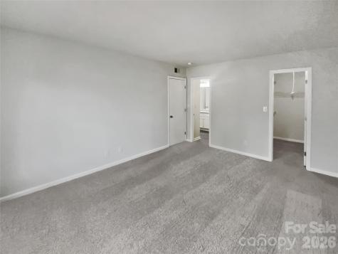 6041 Pinebark Court Charlotte NC 28212