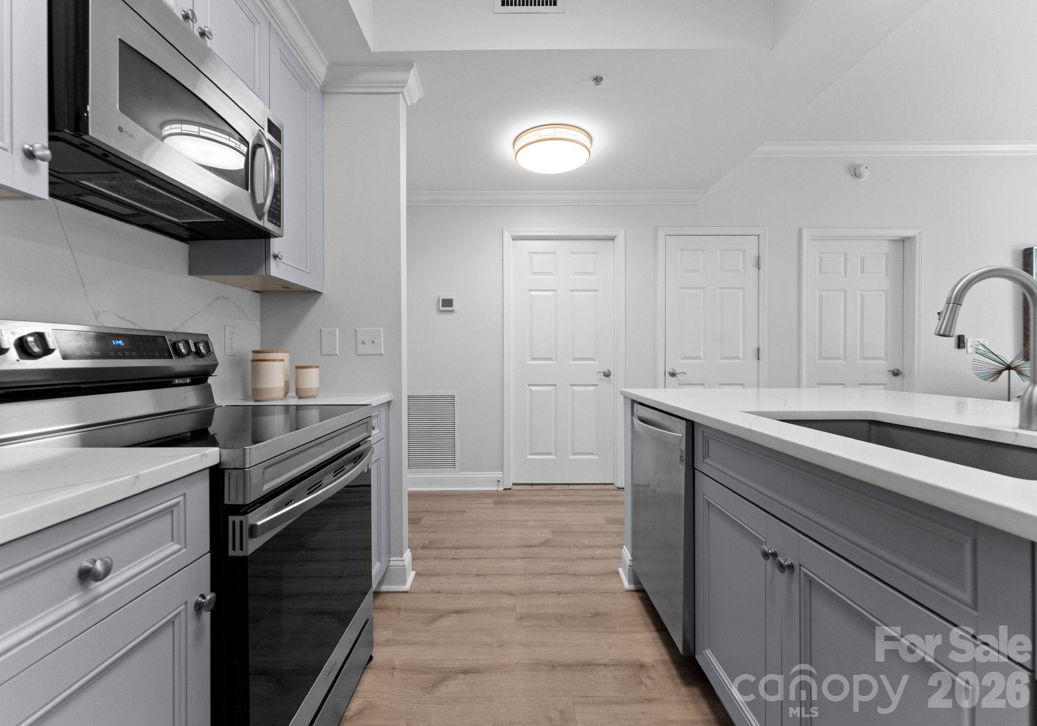 300 W 5th Street W Charlotte NC 28202