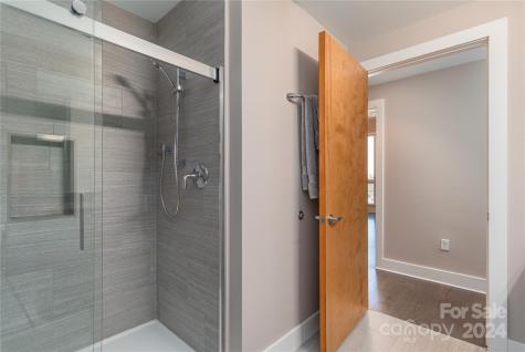 45 Asheland Avenue Asheville NC 28801