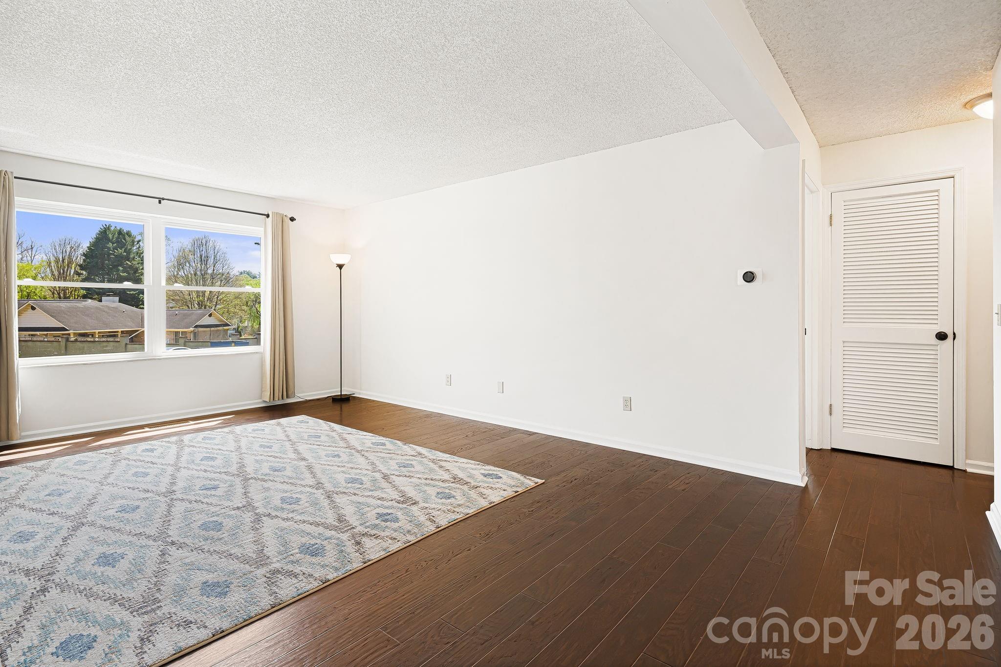 28 Capri Lane Hendersonville NC 28792