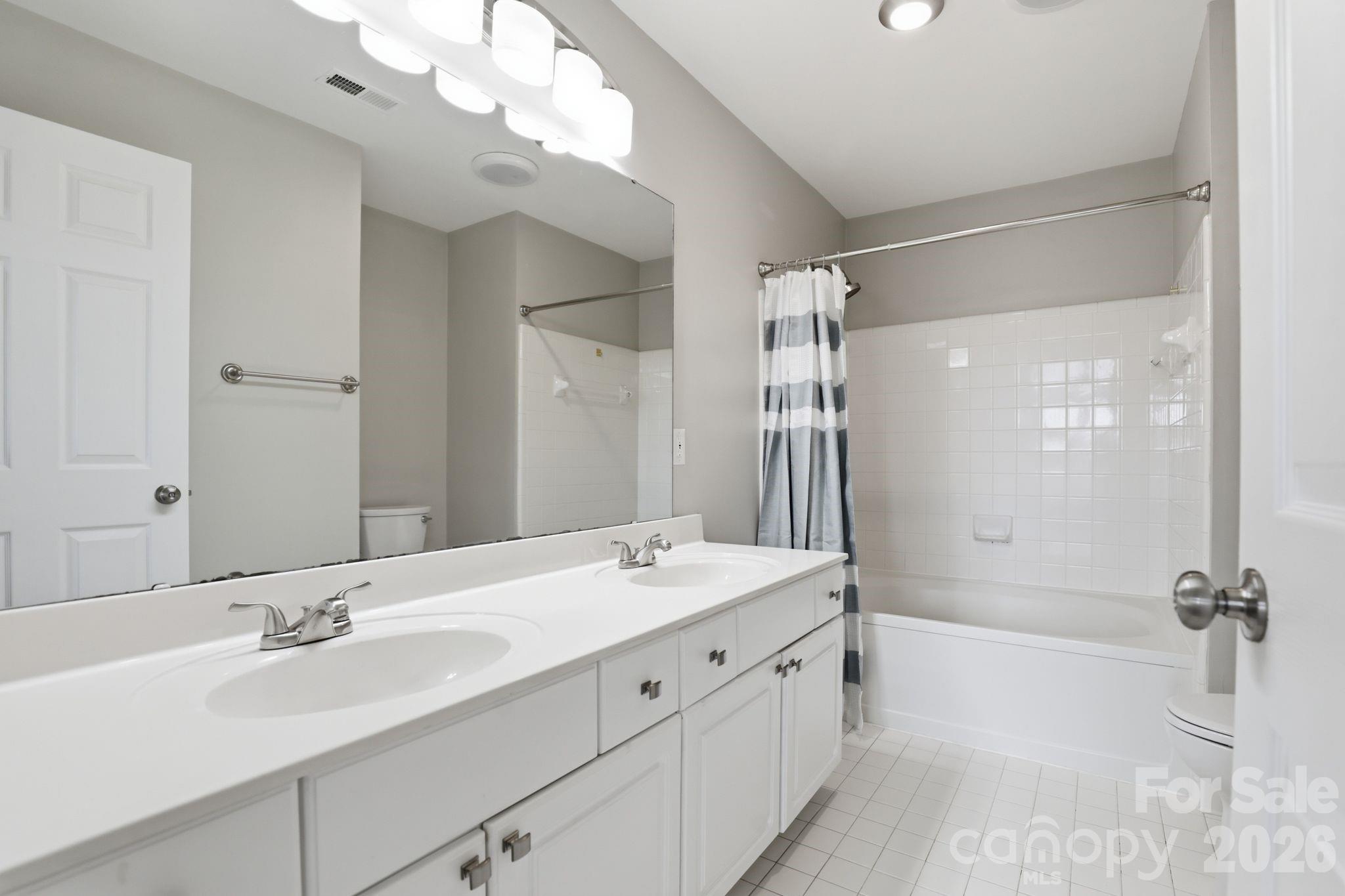 18009 Kings Point Drive Cornelius NC 28031
