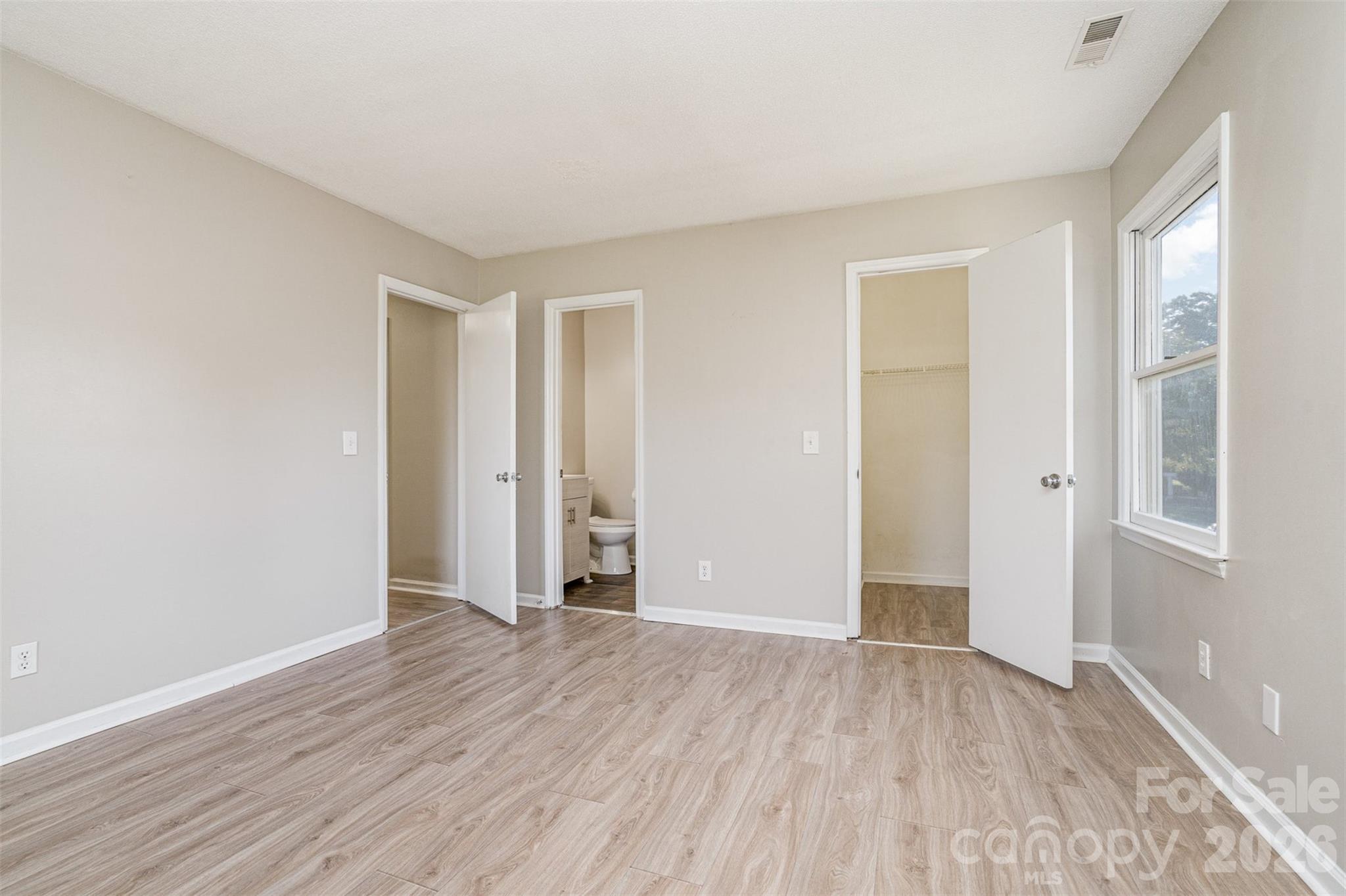 6165 Meadow Rose Lane Charlotte NC 28215