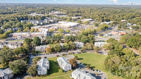 6165 Meadow Rose Lane Charlotte NC 28215